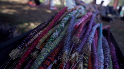 Download Video: Interactive art exhibit encourages visitors to participate in traditional Aboriginal weaving techniques