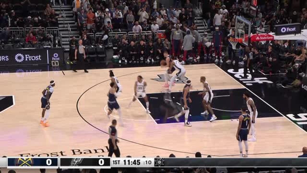 Wemby makes early block on Jokic