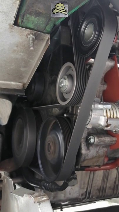 VW T4 Riemenspanner .. VW T4 belt tensioner
