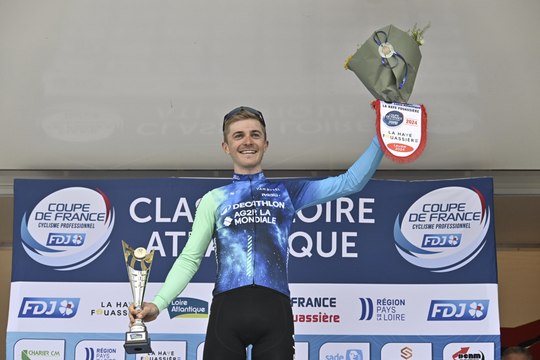 Classic Loire-Atlantique 2024 - Paul Lapeira en solo et sa 1ère chez les pros : Gagner tout seul, ça ne m'était jamais arrivé