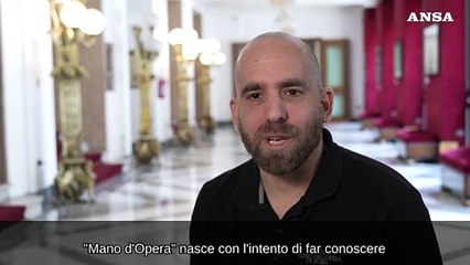 "Mano d'Opera", una mostra fotografica racconta il mondo dietro il sipario