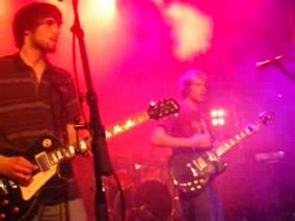 Prisoner Of Today - Forcing My Eyes Open (Live)