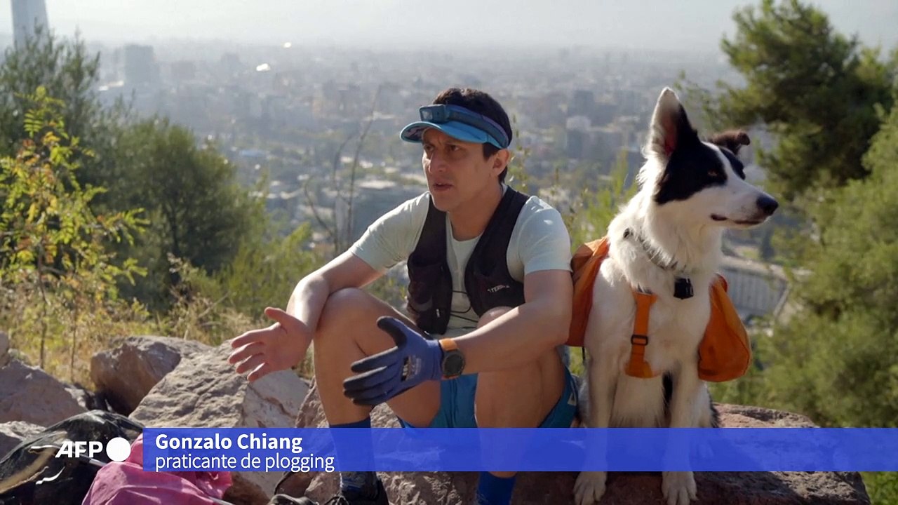 Advogado e cão impulsionam o 'plogging' a favor da reciclagem no Chile
