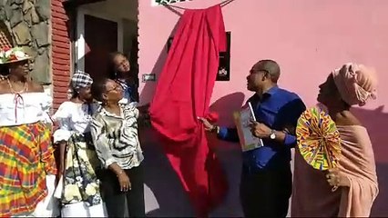 Dévoilement d'une plaque en hommage à Loulou Boislaville 15-03-24