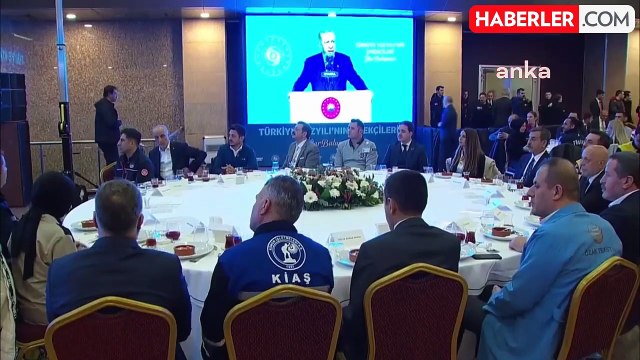 Cumhurbaşkanı Erdoğan: Emeklilere bayram ikramiyesi yüzde 50 artışla ödenecek