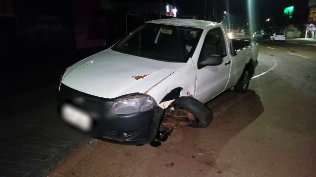 Fiat Strada perde a roda em acidente no Interlagos