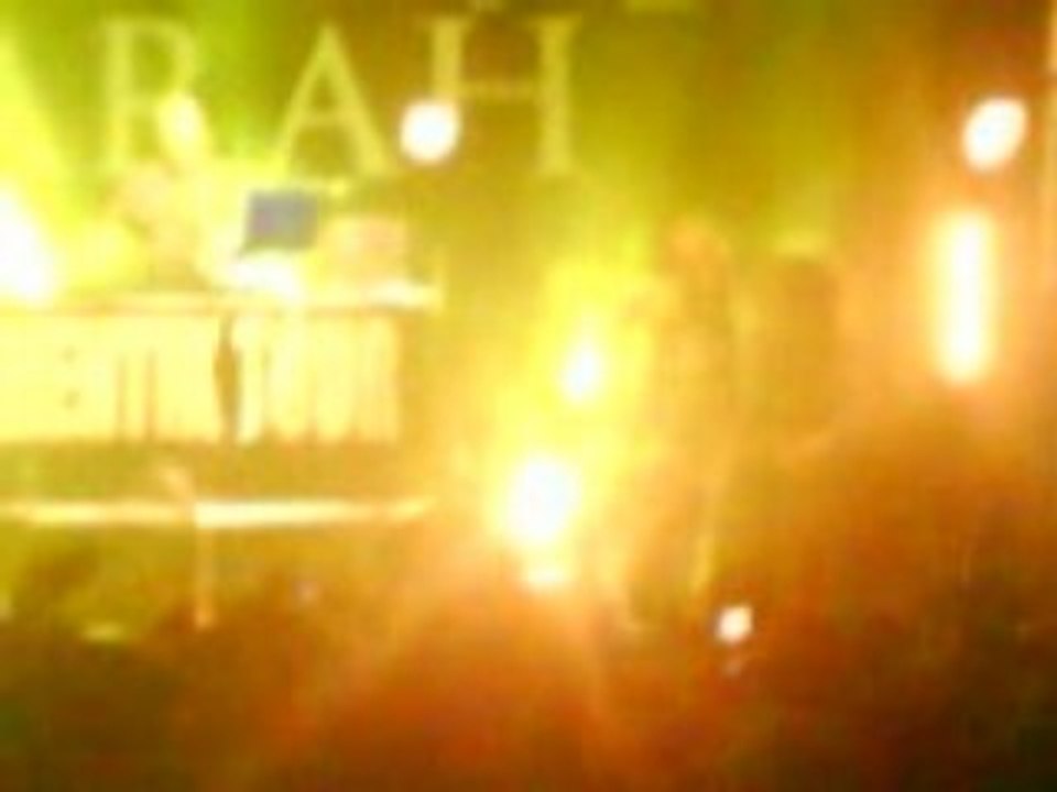 concert kenza hier a lille RAPPEL