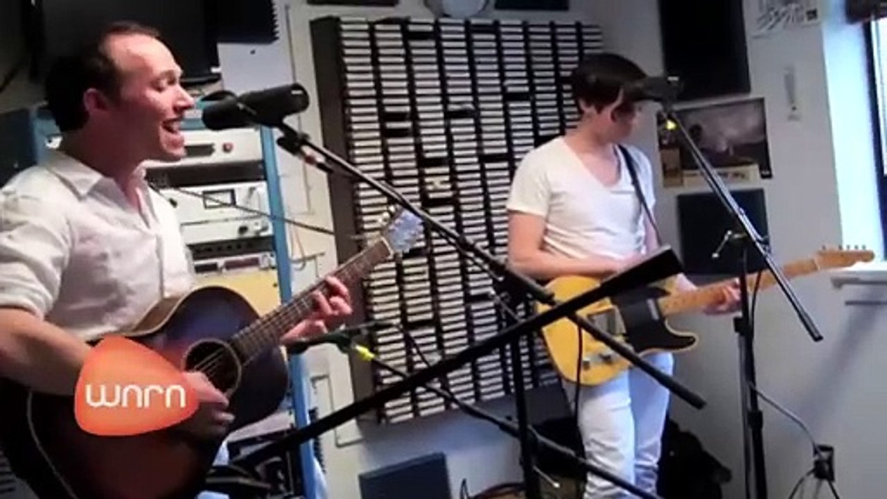 Savoir Adore - Dreamers (Live WNRN 2013)