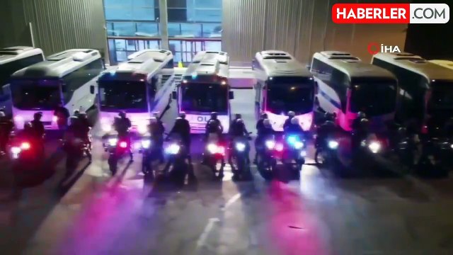 İzmir'de Kalkan-15 Operasyonu: Düzensiz göçmenlere konaklama imkanı sağlayan 35 otele ceza