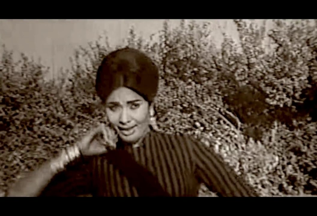 laj muhabbatan di rakh wey  2  madam noor jahan