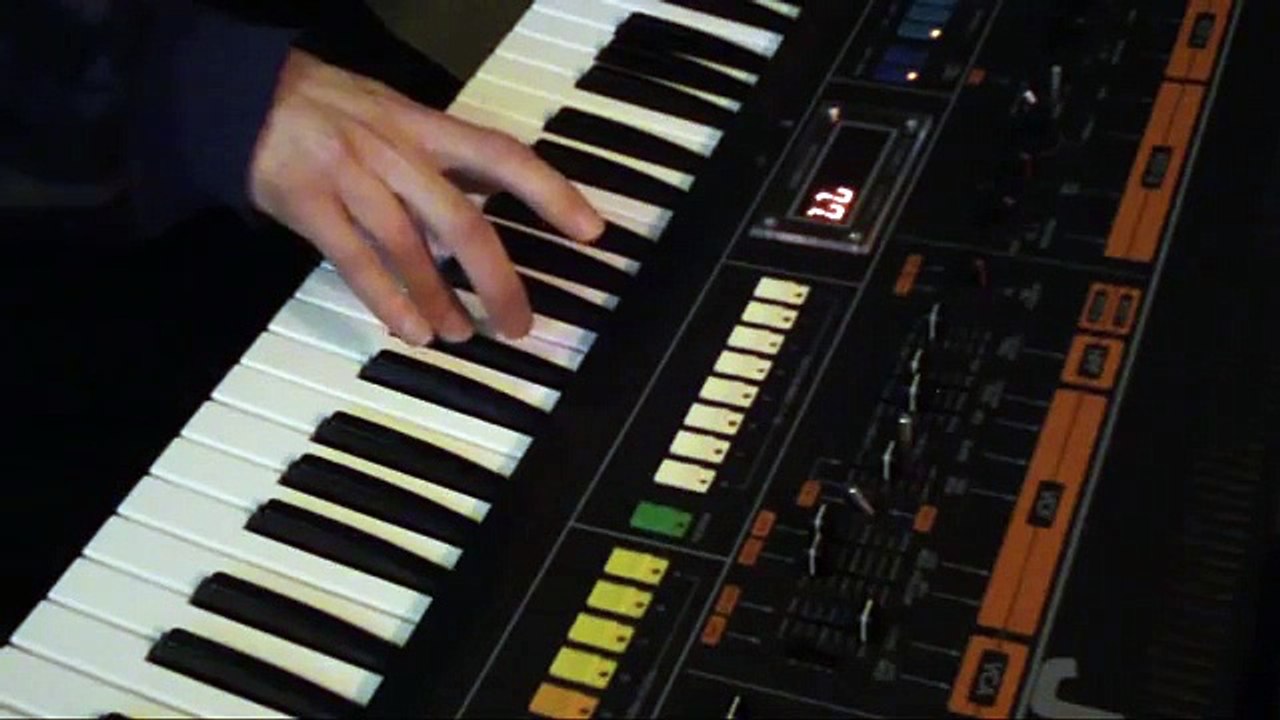 Roland Jupiter 8 - OMD's Victory Waltz
