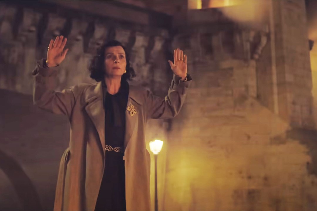 'The New Look', más un thriller que un biopic de moda con grandes actores