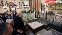 Cumhurbaşkanı Erdoğan, Mevlana Türbesi'ni ziyaret etti