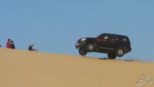 Sand Dune Jumping in Qatar