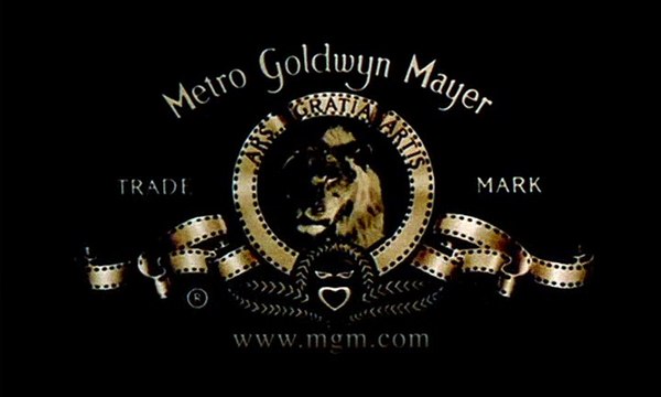 Never Let Go 1960 ‧ Thriller/Mystery ‧ starring Richard Todd, Peter Sellers