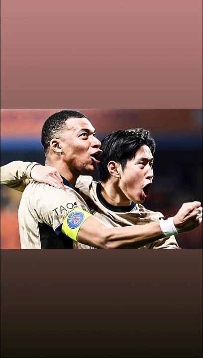 Triplé de #MBAPPE  Accroché à la pause, le #PSG de #Mbappé - titulaire, passeur et triple buteur - a clairement haussé le ton en seconde période pour signer un très large succès.