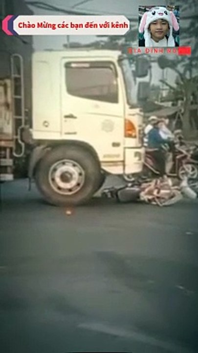 2 cụ bà tử vong trong vụ tai nạn giao thông nghiêm trọng ở huyện Bình Chánh