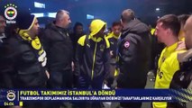 Fenerbahçeli taraftarlardan Osayi-Samuel'e sevgi gösterisi