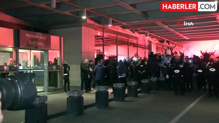 Fenerbahçe kafilesi Sabiha Gökçen Havalimanı'na indi