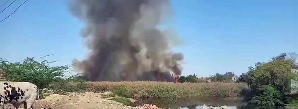 People got scared after seeing the flames and smoke ahead, remembered last month's fire incident