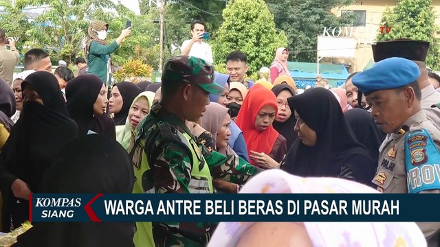 Ratusan Warga Rela Berdesakan Antre Beli Beras Murah di Maros
