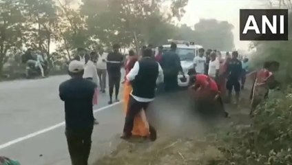 Bihar News: खगड़िया में बड़ा हादसा, बारात से लौट रही कार ट्रैक्टर से टकराई, 3 बच्चों समेत 7 की मौत