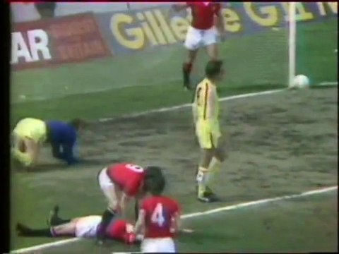MANCHESTER.UNITED - LEEDS.UNITED - 1977 - SAISON 1976/1977 -