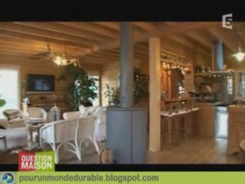 Maisons de paille, de bois et de briques