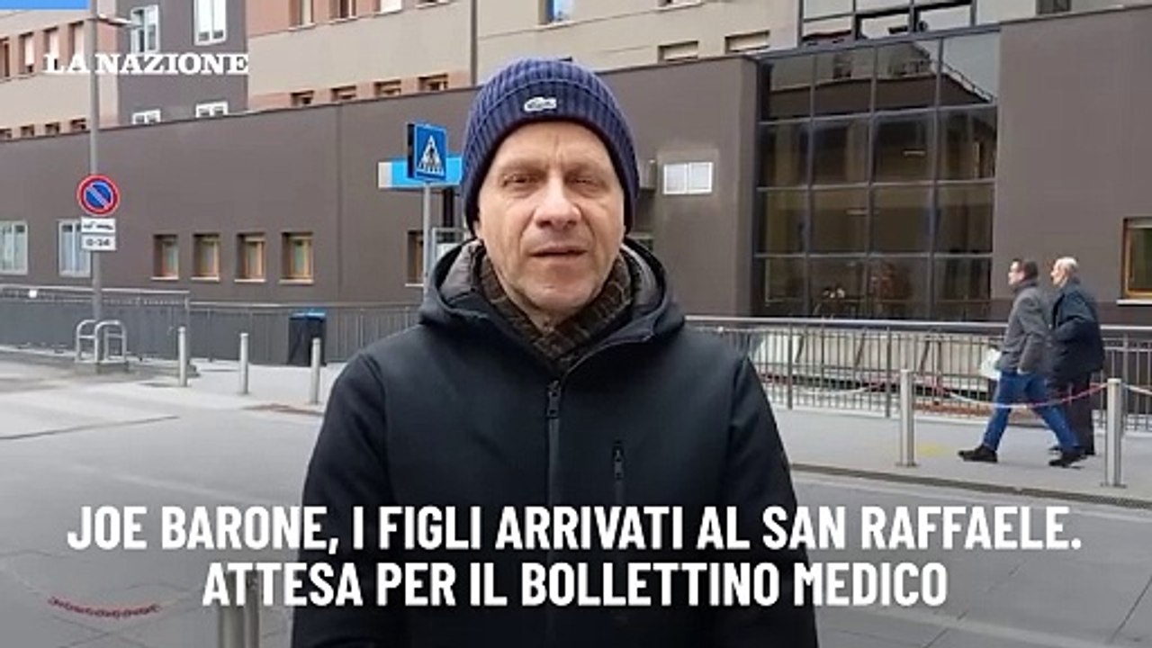 Joe Barone, i figli arrivati al San Raffaele. Attesa per il bollettino medico