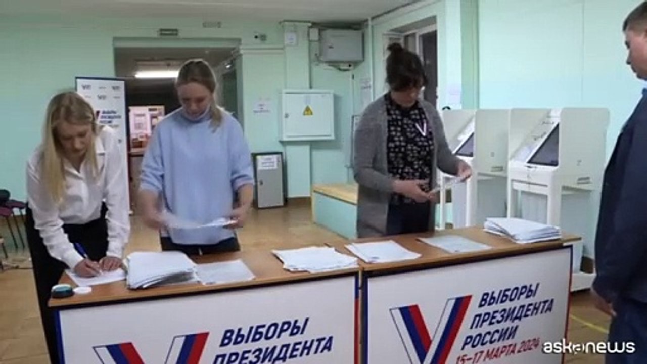 Russia, plebiscito per Putin: pi? forti, non ci lasciamo intimidire