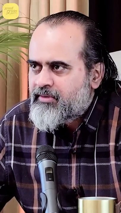 "मैं तो शरीर ही हूँ" || आचार्य प्रशांत"