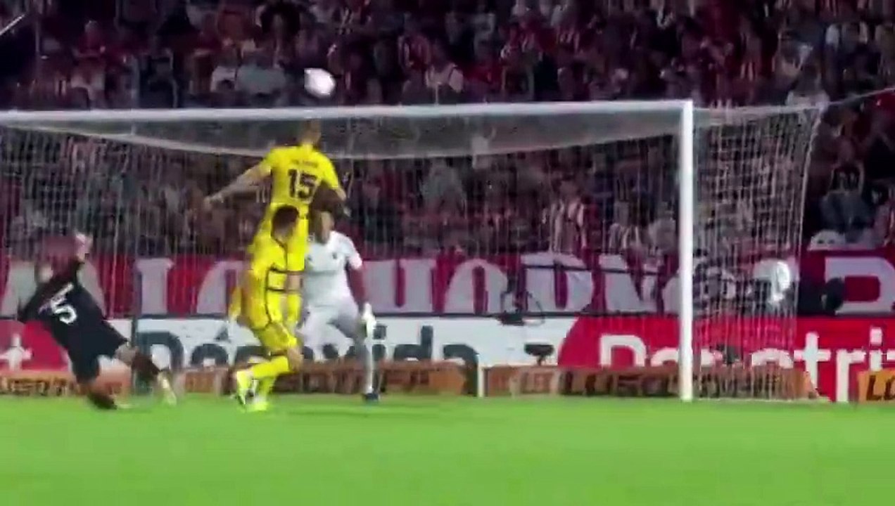 Estudiantes-Boca Juniors maçında dehşet anları!