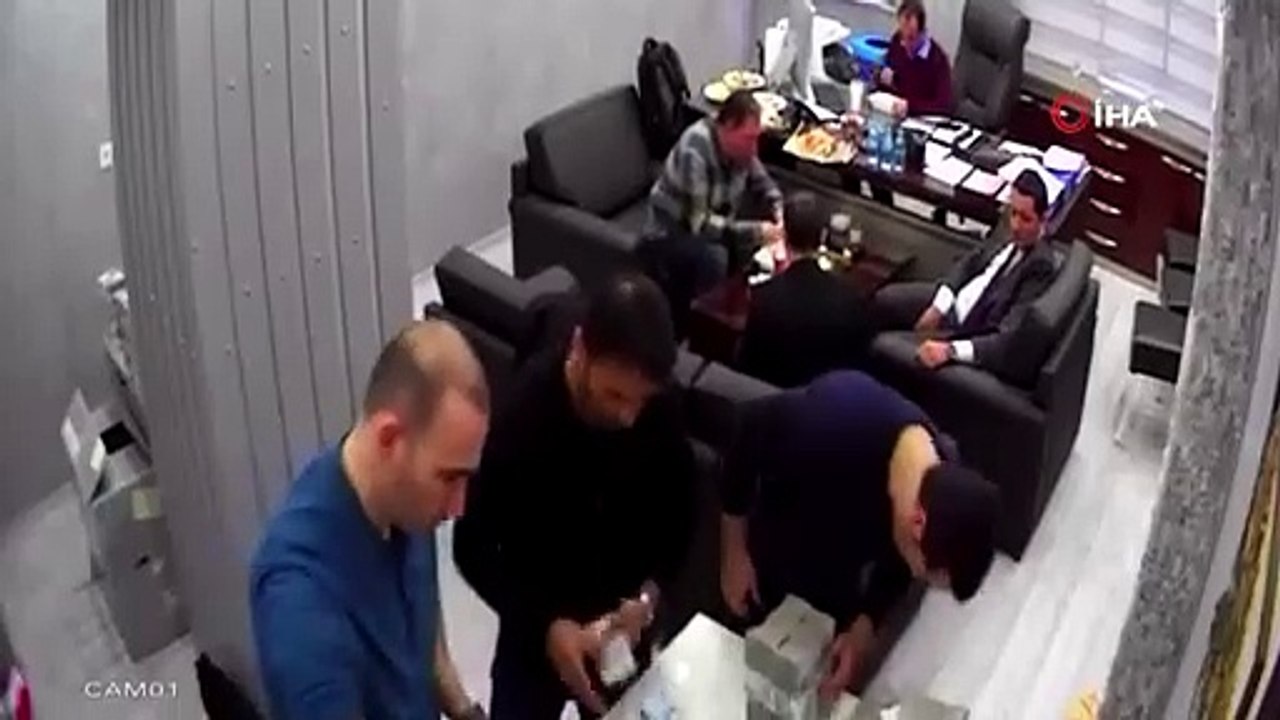 Satan kişi görüşme odasında! CHP’deki deste deste dolar skandalında yeni gelişme