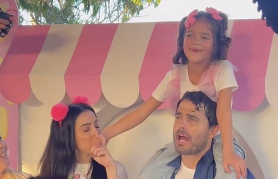 Nacho Casano en el cumpleaños de la hija de Daniella Navarro