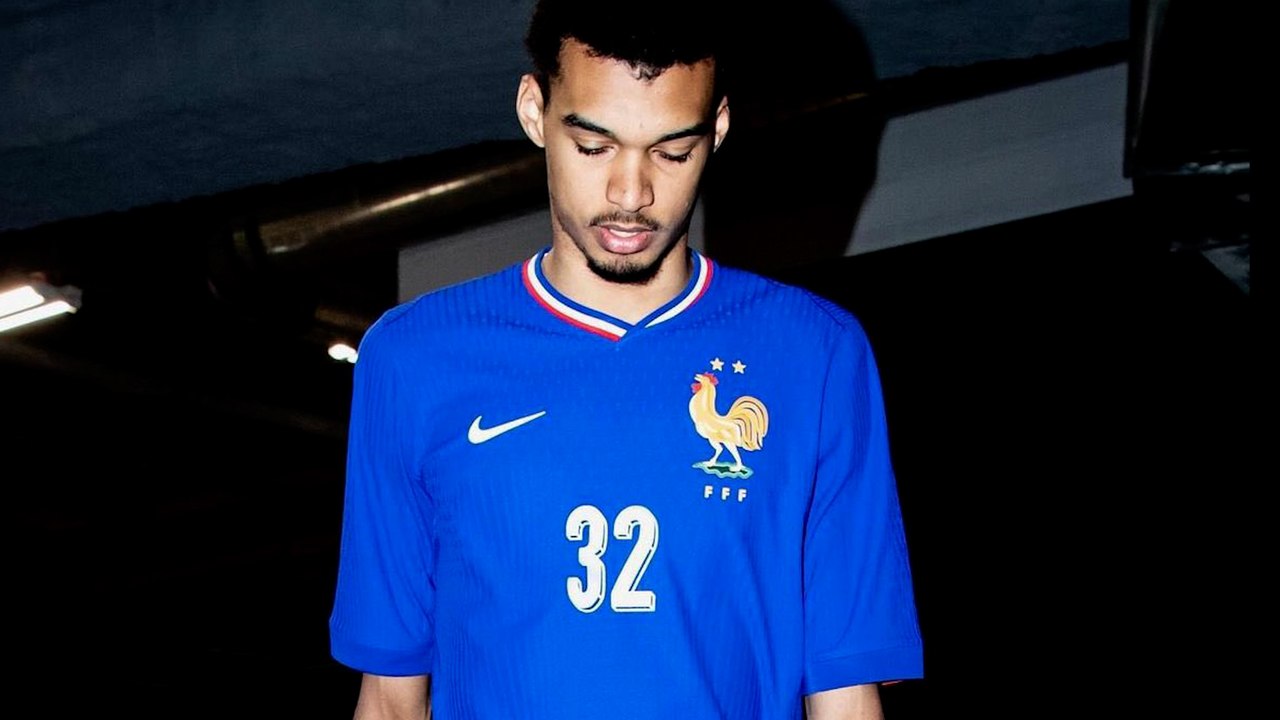 Victor Wembanyama dévoile le maillot des Bleus pour l'Euro 2024