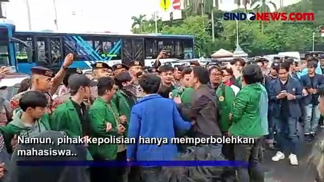 Dilarang Long March ke Depan Istana, Aksi Dorong Mahasiswa dan Polisi Tak Terhindarkan