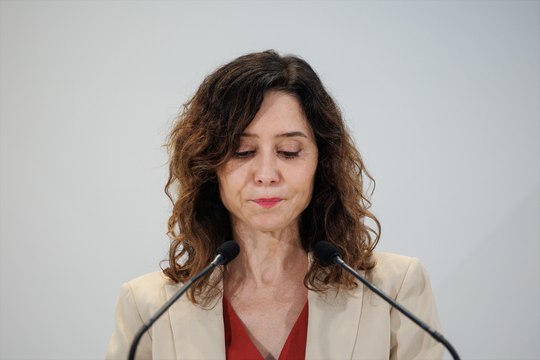 Ayuso tacha de chavista que se usen los poderes del Estado contra su pareja.