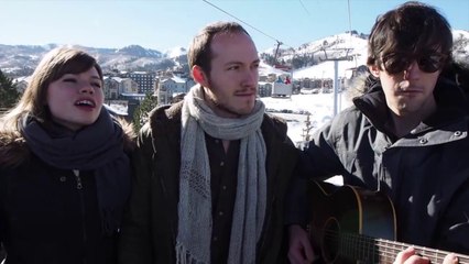 Savoir Adore - Hold Me Now (Live Esquire 2014)