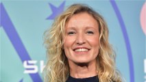GALA VIDEO - Alexandra Lamy célibataire à 52 ans et heureuse de l’être : “C’est tellement formidable !”