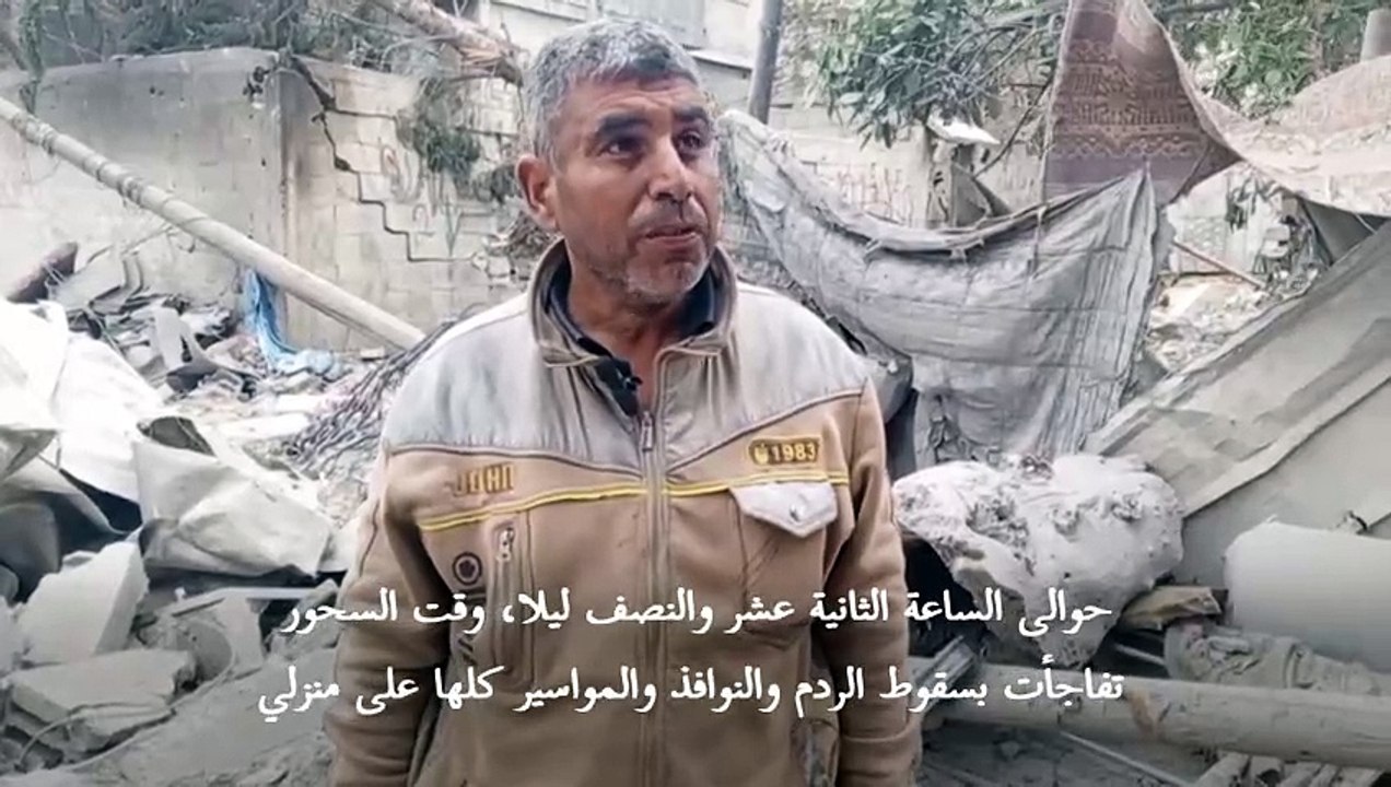 فلسطينيون يبحثون بين الركام بعد قصف على النصيرات