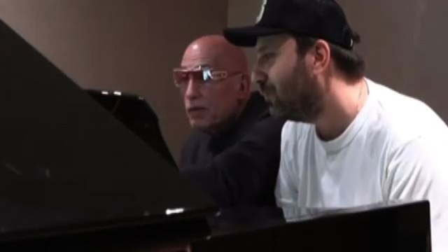 Cesare Cremonini in studio a Londra al lavoro sul nuovo album