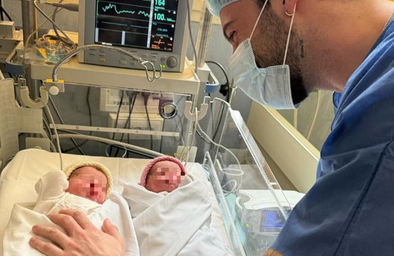 Veronica Peparini ha partorito! Andreas Muller annuncia la nascita delle gemelle in lacrime