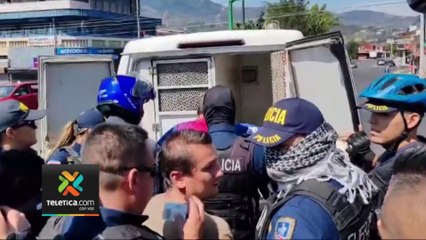 tn7-policia-detiene-a-manifestantes-en-hatillo-180324