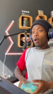 Ce pote (nul) qui veut à tout prix jouer avec toi