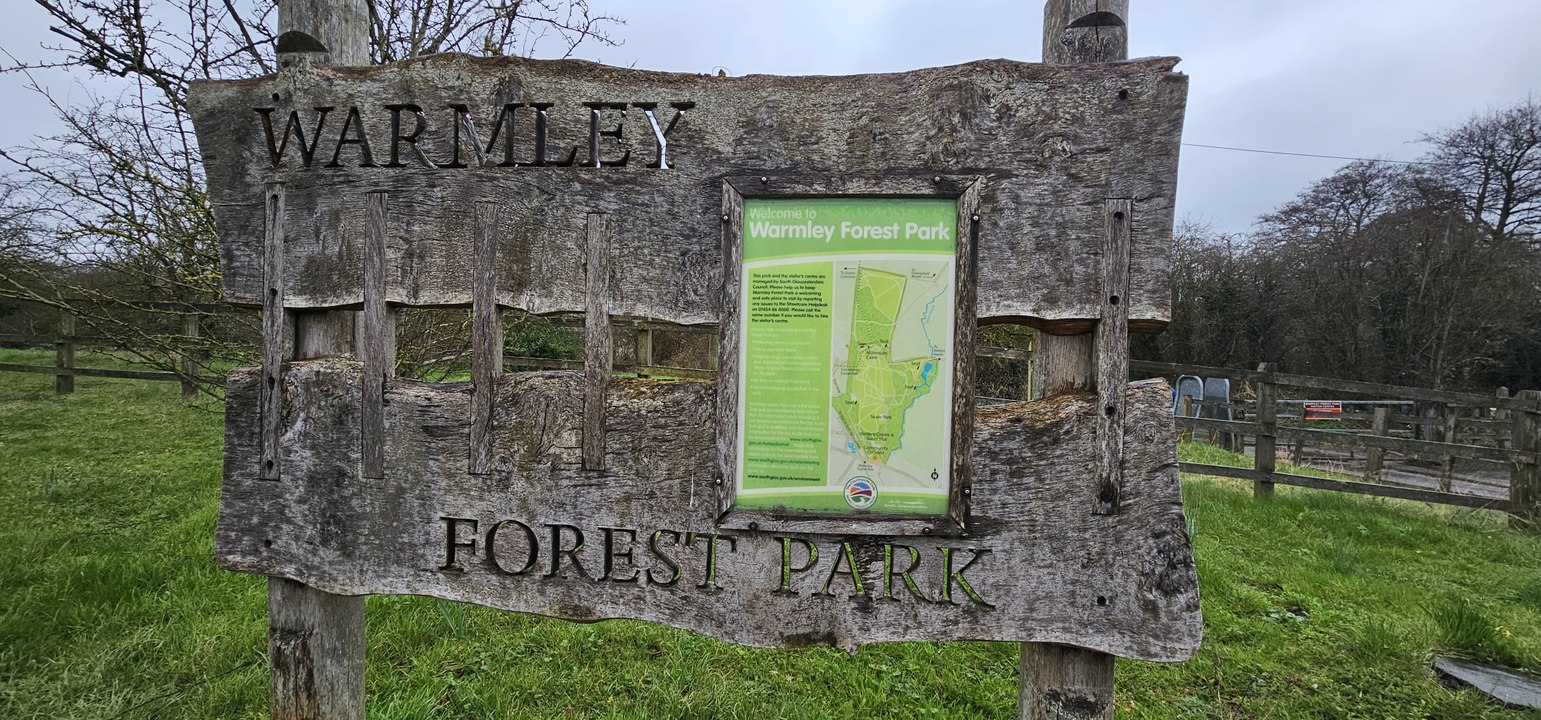 We visit a woodland near a former railway line with a welcoming cafe, stunning views and a pond