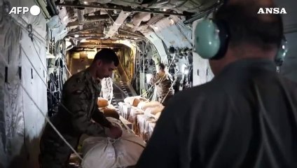 Gaza, aerei della Giordania lanciano aiuti umanitari nella Striscia