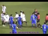 Jugador paraguayo intentó ahorcar a árbitro