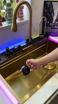 Create a statement in your kitchen with our stylish and functional sink, designed for a seamless experience