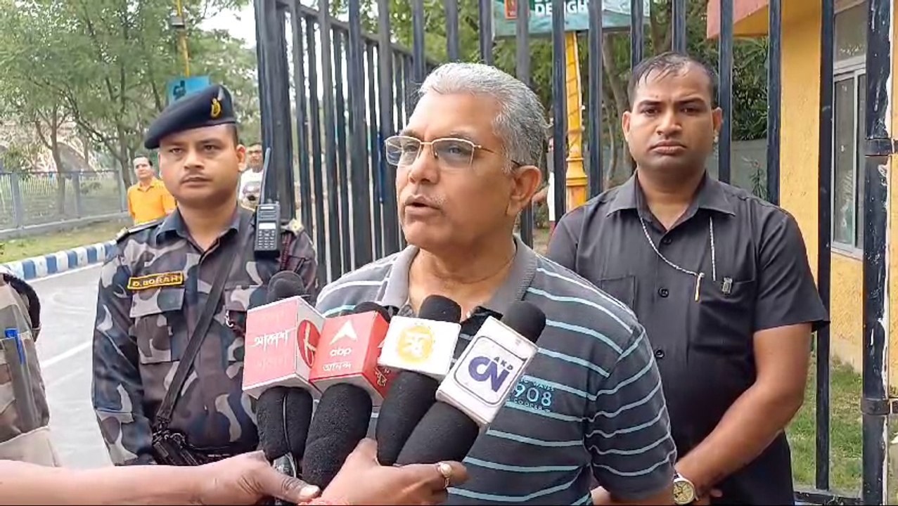 পাড়ায় পাড়ায় শাহজাহান তৈরি করেছেন মুখ্যমন্ত্রী: Dilip Ghosh | Oneindia Bengali