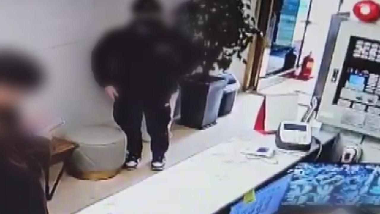 "마약 사려고"...전국 숙박업소 돌며 컴퓨터 부품 훔친 20대 송치 / YTN